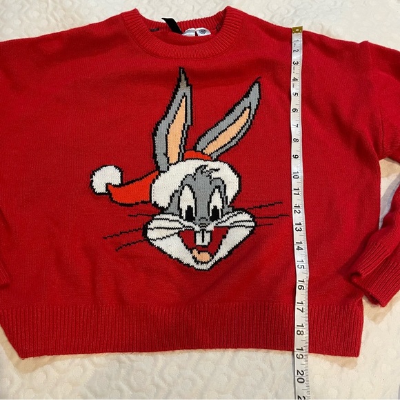 H&M Divided Bugs Bunny Women’s Red Christmas Sweater Santa XS/S Oversized Crop - Picture 8 of 8